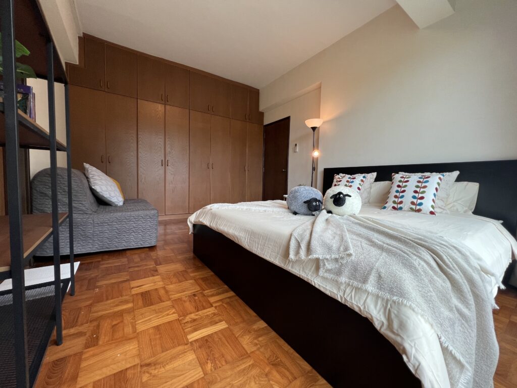 Fully Furnished Master Room for Rent for couples in Buona Vista, Astor Green condo - Great Location and Amenities