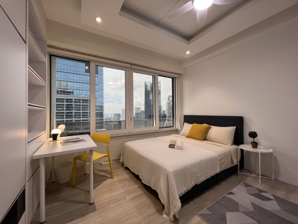 Fully Furnished and Comfortable Common Room For Rent in Tanjong Pagar, International Plaza - Great Location and Amenities