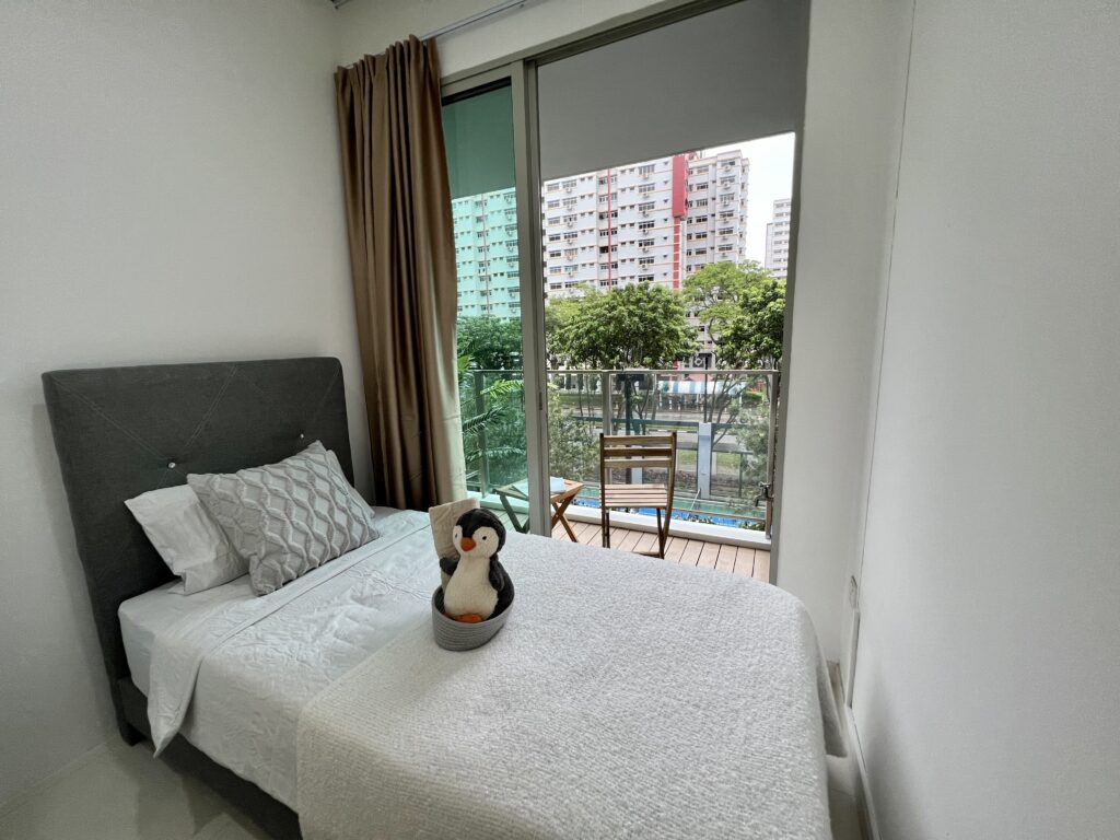 Fully Furnished and Affordable Common Room for Rent near Pasir Ris MRT, Livia Condo - Great Location and Amenities