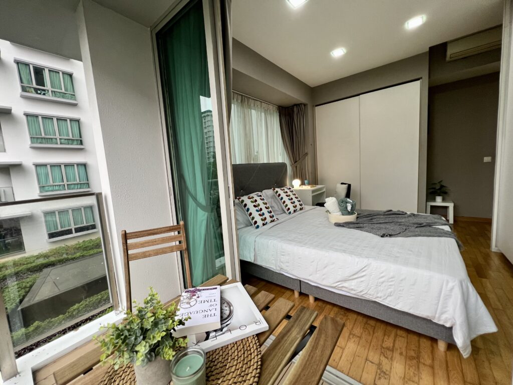 Fully Furnished Master Room for Rent for Couples near Pasir Ris MRT, Livia Condo - Great Location and Amenities